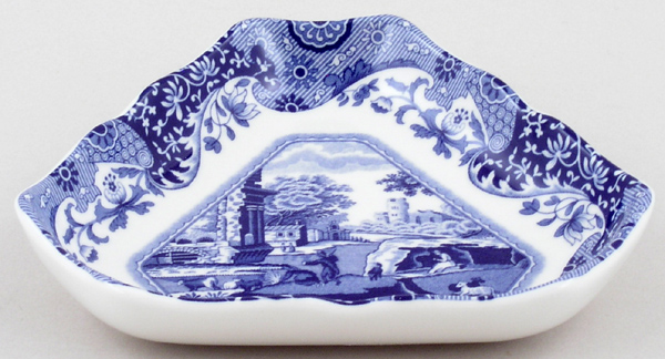 Tray triangular